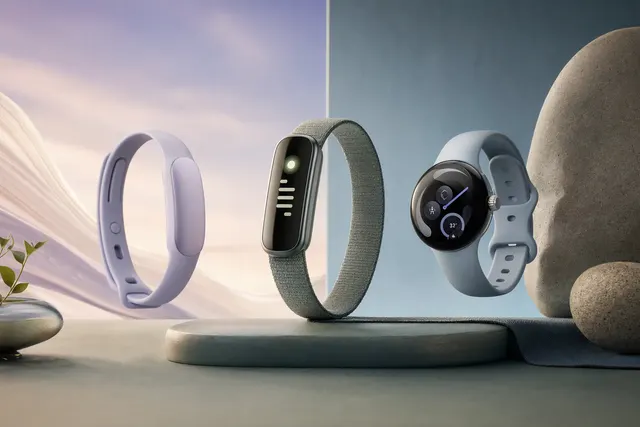 Illustration of a slim fitness band with a bright display